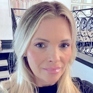 Meet your Posher, Bethany